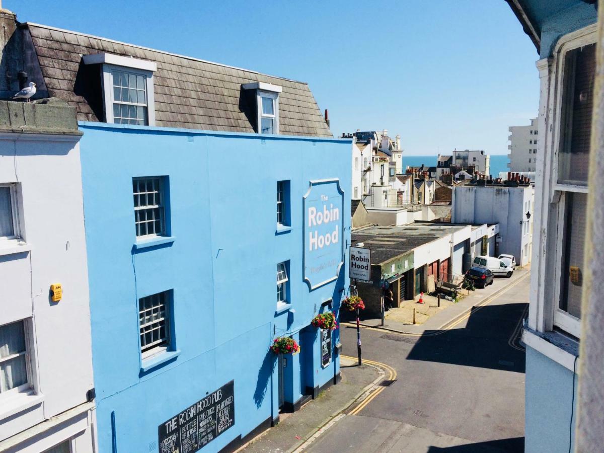 Little Brighton Beach Apartments - Also Separate Spa Cabin And Watersports エクステリア 写真