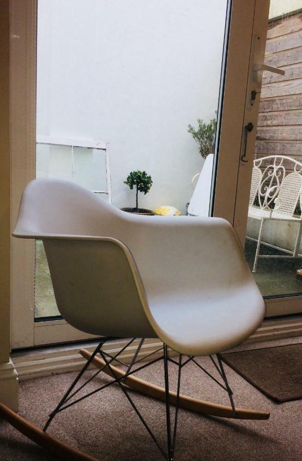 Little Brighton Beach Apartments - Also Separate Spa Cabin And Watersports エクステリア 写真