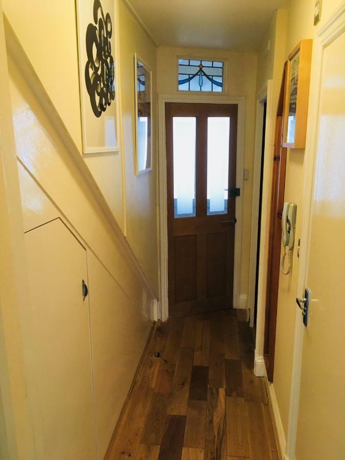 Little Brighton Beach Apartments - Also Separate Spa Cabin And Watersports エクステリア 写真