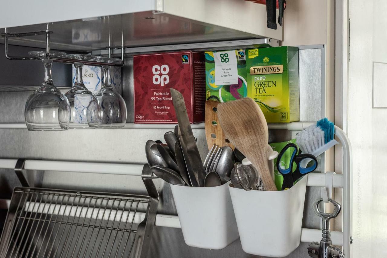 Little Brighton Beach Apartments - Also Separate Spa Cabin And Watersports エクステリア 写真